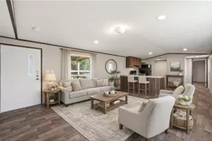 618 E 6th St, Blum, TX 76627 - Photo 3