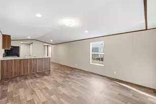 618 E 6th St, Blum, TX 76627 - Photo 5