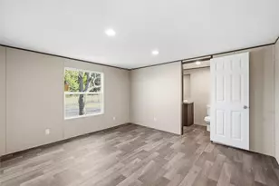 618 E 6th St, Blum, TX 76627 - Photo 13