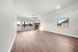 2895 Goldeneye Ln, Greenville, TX 75402 - Photo 11