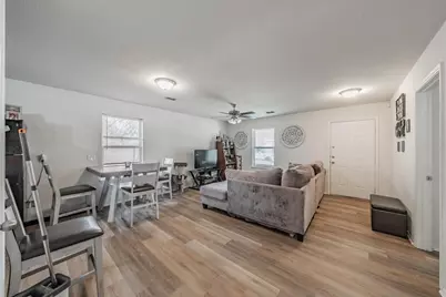 3809 Spence Street, Dallas, TX 75215 - Photo 3