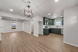 2400 S 26th St, Waco, TX 76706 - Photo 9