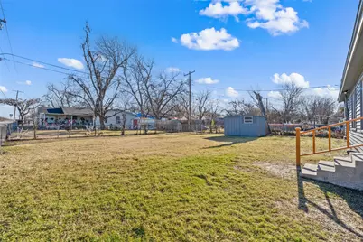 2400 S 26th Street, Waco, TX 76706 - Photo 17