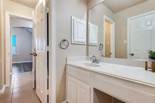 2260 Bald Eagle Way, Grand Prairie, TX 75052 - Photo 17