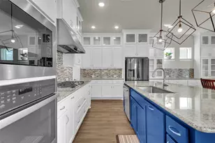 8858 Mandalay St, North Richland Hills, TX 76180 - Photo 11