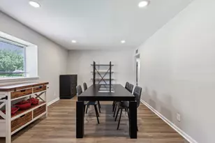 2312 Valleywood Dr, Carrollton, TX 75006 - Photo 5