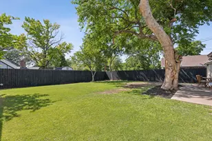 2312 Valleywood Dr, Carrollton, TX 75006 - Photo 23