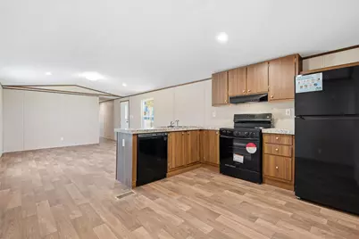 618 E 6th Street #B, Blum, TX 76627 - Photo 7