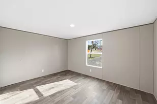 618 E 6th St, Blum, TX 76627 - Photo 19