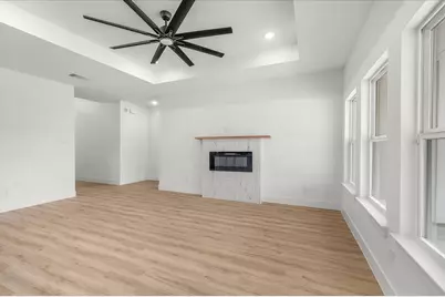 415 Hensley Drive, Grand Prairie, TX 75050 - Photo 3