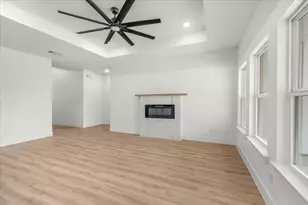 415 Hensley Dr, Grand Prairie, TX 75050 - Photo 3