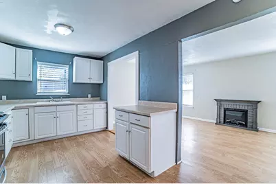 900 Elizabeth Boulevard, Granbury, TX 76048 - Photo 7