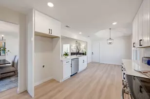 3008 Dibrell Dr, Plano, TX 75023 - Photo 9