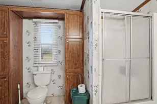 833 County Rd 426, Cleburne, TX 76031 - Photo 19