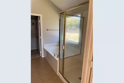 5721 Bandera Drive, The Colony, TX 75056 - Photo 13