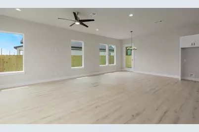 2421 Gooch Street, Dallas, TX 75241 - Photo 9