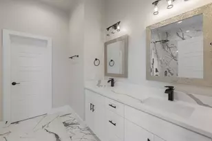 2421 Gooch St, Dallas, TX 75241 - Photo 27