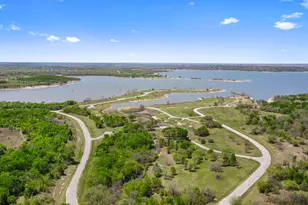 1009 Birchwood Dr, Crowley, TX 76036 - Photo 9