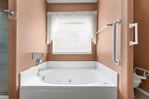 1029 Hidden Lake Dr, Burleson, TX 76028 - Photo 19