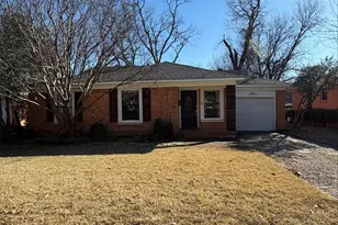 2818 Tolosa Dr, Dallas, TX 75228 - Photo 3