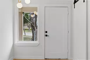 617 Ouida St, Grand Prairie, TX 75051 - Photo 3