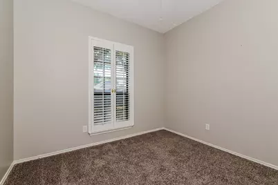 1729 Creek Valley Road, Mesquite, TX 75181 - Photo 11