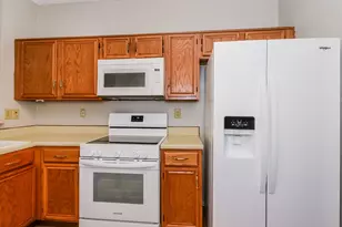 1729 Creek Valley Rd, Mesquite, TX 75181 - Photo 5