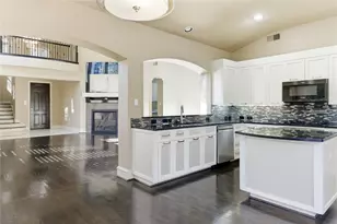 4226 Spyglass Hill Ln, Irving, TX 75038 - Photo 11