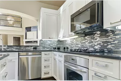 4226 Spyglass Hill Lane, Irving, TX 75038 - Photo 9