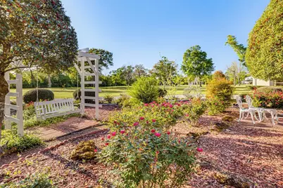 601 E Collard Street, Madisonville, TX 77864 - Photo 7