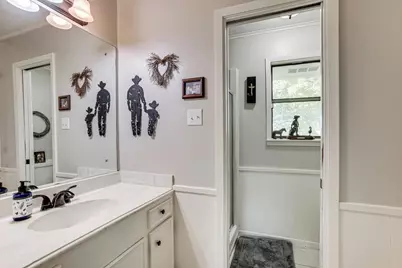 601 E Collard Street, Madisonville, TX 77864 - Photo 23