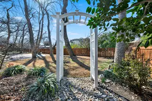 2905 Foxcreek Dr, Richardson, TX 75082 - Photo 23