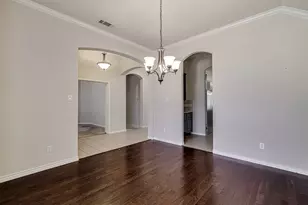 1212 Lantana Ln, Burleson, TX 76028 - Photo 11