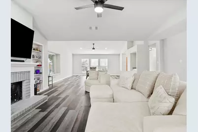 4624 Freeman Drive, The Colony, TX 75056 - Photo 9