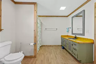 239 Wildwood Ave, Elm Mott, TX 76640 - Photo 13