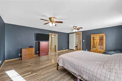 239 Wildwood Avenue, Elm Mott, TX 76640 - Photo 11