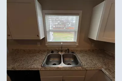 621 Asbury Park, Garland, TX 75043 - Photo 9