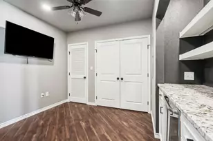 500 Throckmorton St, Fort Worth, TX 76102 - Photo 17