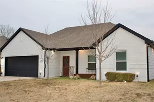 1711 Fred St, Greenville, TX 75401 - Photo 1