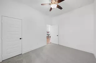 700 Park Dr, Hillsboro, TX 76645 - Photo 9