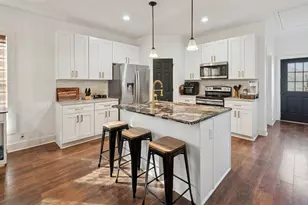 318 W Willingham St, Cleburne, TX 76033 - Photo 19