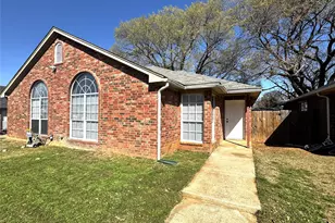 1707 Tina Marie Rd, Arlington, TX 76012 - Photo 33
