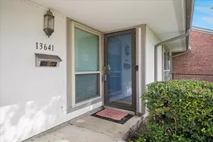 13641 Flagstone Ln, Dallas, TX 75240 - Photo 3