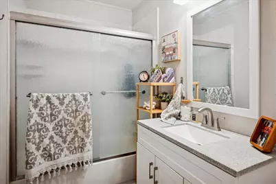 13641 Flagstone Lane, Dallas, TX 75240 - Photo 19