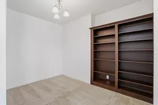 950 Henderson St, Fort Worth, TX 76102 - Photo 9