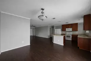 207 Blue Roan Dr, Waxahachie, TX 75165 - Photo 3