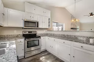 823 Versailles St, Mesquite, TX 75149 - Photo 17