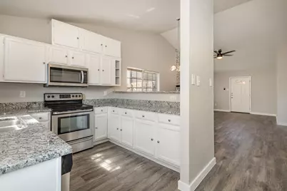 823 Versailles Street, Mesquite, TX 75149 - Photo 13