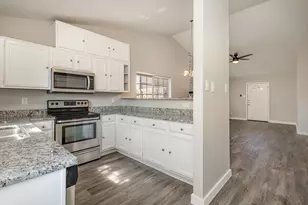 823 Versailles St, Mesquite, TX 75149 - Photo 13