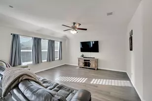 127 Garden Grove Dr, Waxahachie, TX 75165 - Photo 11